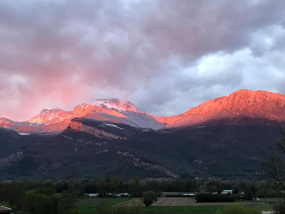 La Dent Du Loup A La Campagne, Proche De Grenoble Villa Noyarey Eksteriør bilde